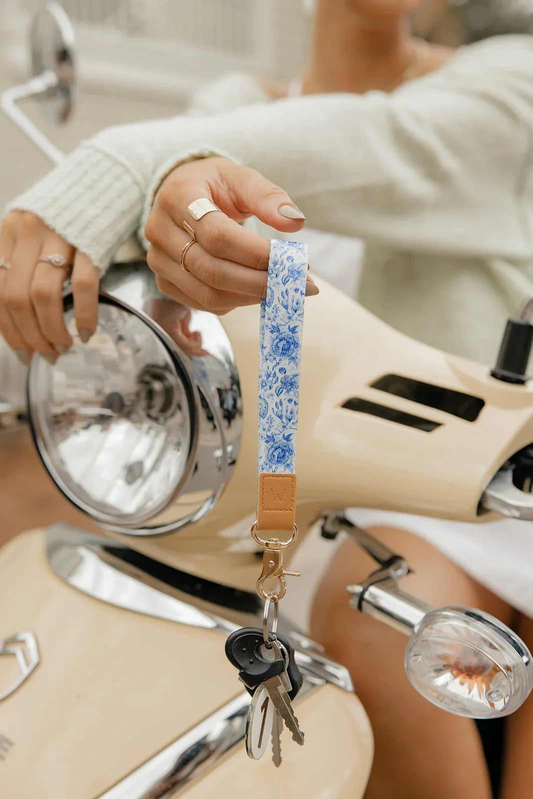 Blue Willow Blue and White Floral Wrist Lanyard