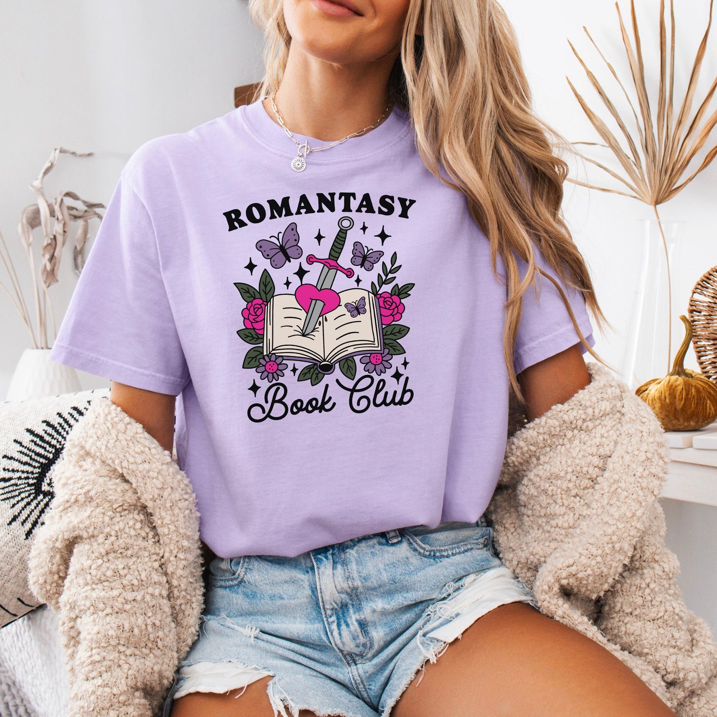 Romantasy Book Club Comfort Colors Shirt