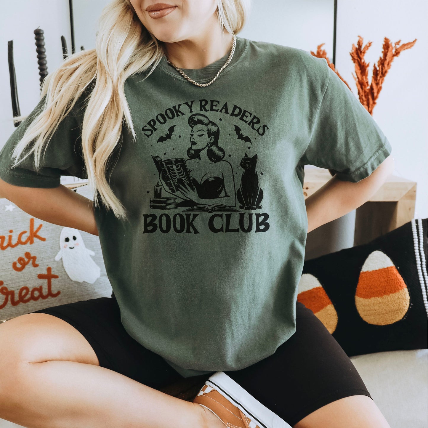 Spooky Readers Book Club Comfort Colors Shirt | Premium Heavyweight Halloween Bookish Tee for Readers